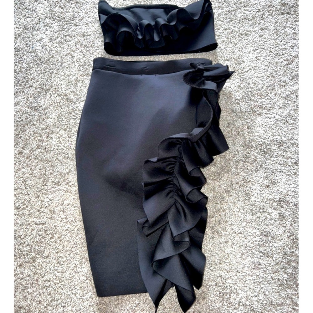 Bow two piece